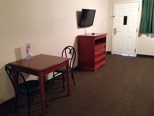Deluxe Inn Motel Lake Charles Kültér fotó